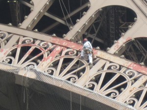 painting the eiffel tower facts for kids