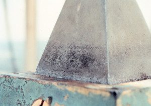 washington monument praise be us god